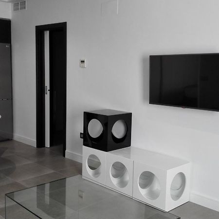 Apartamentos Las Palmeras Palma del Rio Bilik gambar