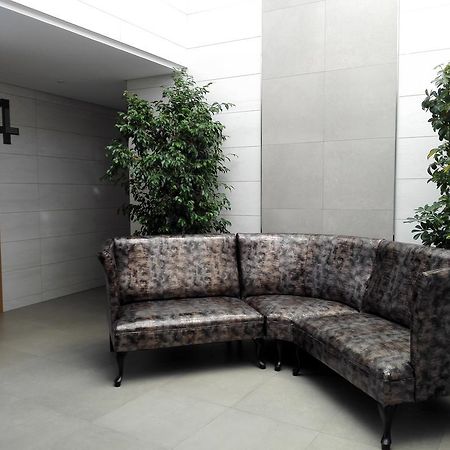 Apartamentos Las Palmeras Palma del Rio Luaran gambar