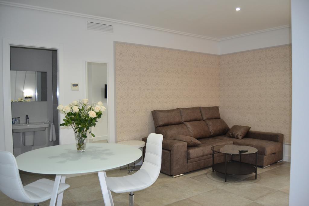 Apartamentos Las Palmeras Palma del Rio Luaran gambar